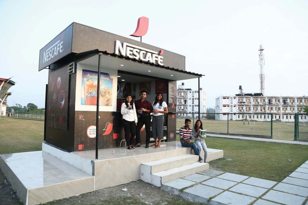 Cafeteria & Maggie Point