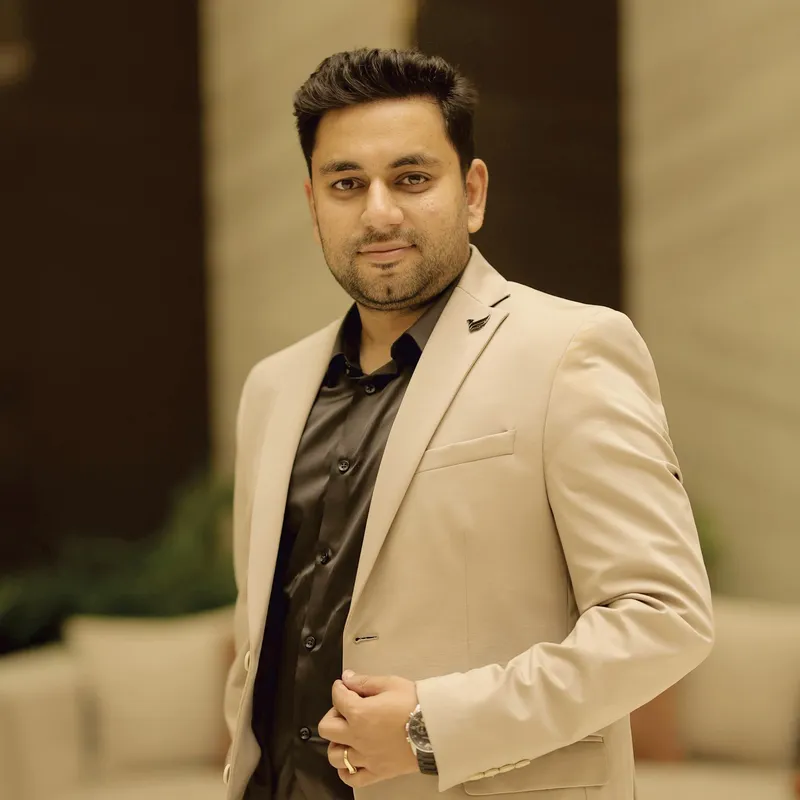 Dr. Raghav Garg